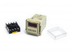 Cyfrowy zegar sterujący OMRON DH48S-2Z (H5CN) 0,01s - 9999h