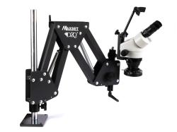 Mikroskop przemysłowy na długim ramieniu