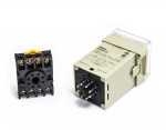 Cyfrowy zegar sterujący OMRON DH48S-2Z (H5CN) 0,01s - 9999h