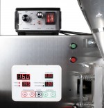 Dolna część opakowania do dozowników przemysłowych z wykrywaniem znaków i nadrukiem daty ważności